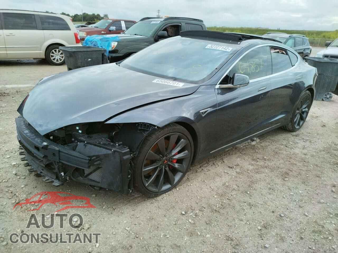 TESLA MODEL S 2016 - 5YJSA1E4XGF127471