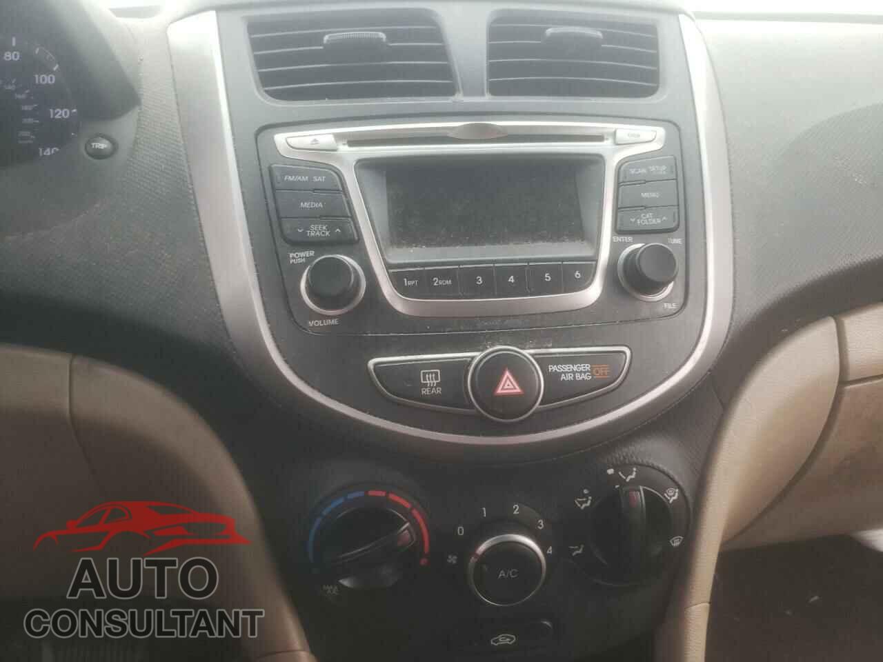 HYUNDAI ACCENT 2016 - 5YJ3E1EA2LF720864