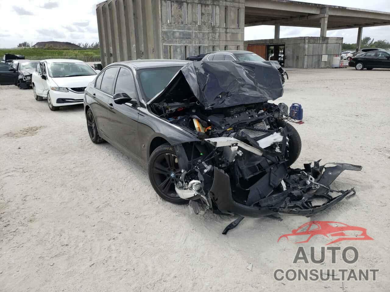 BMW 3 SERIES 2017 - WBA8E1C3XHA156842