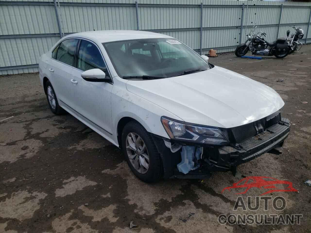 VOLKSWAGEN PASSAT 2016 - 1VWAT7A37GC020572