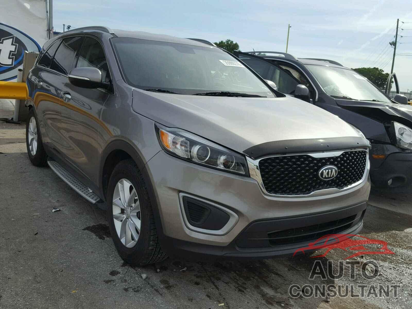 KIA SORENTO LX 2016 - 5XYPG4A32GG069013