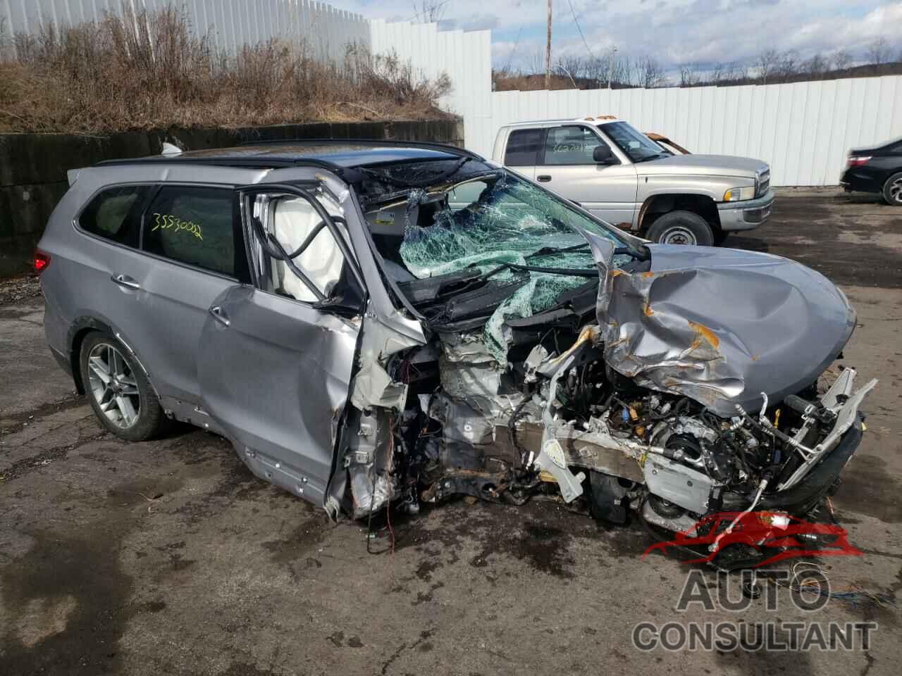 HYUNDAI SANTA FE 2018 - KM8SRDHF4JU281594