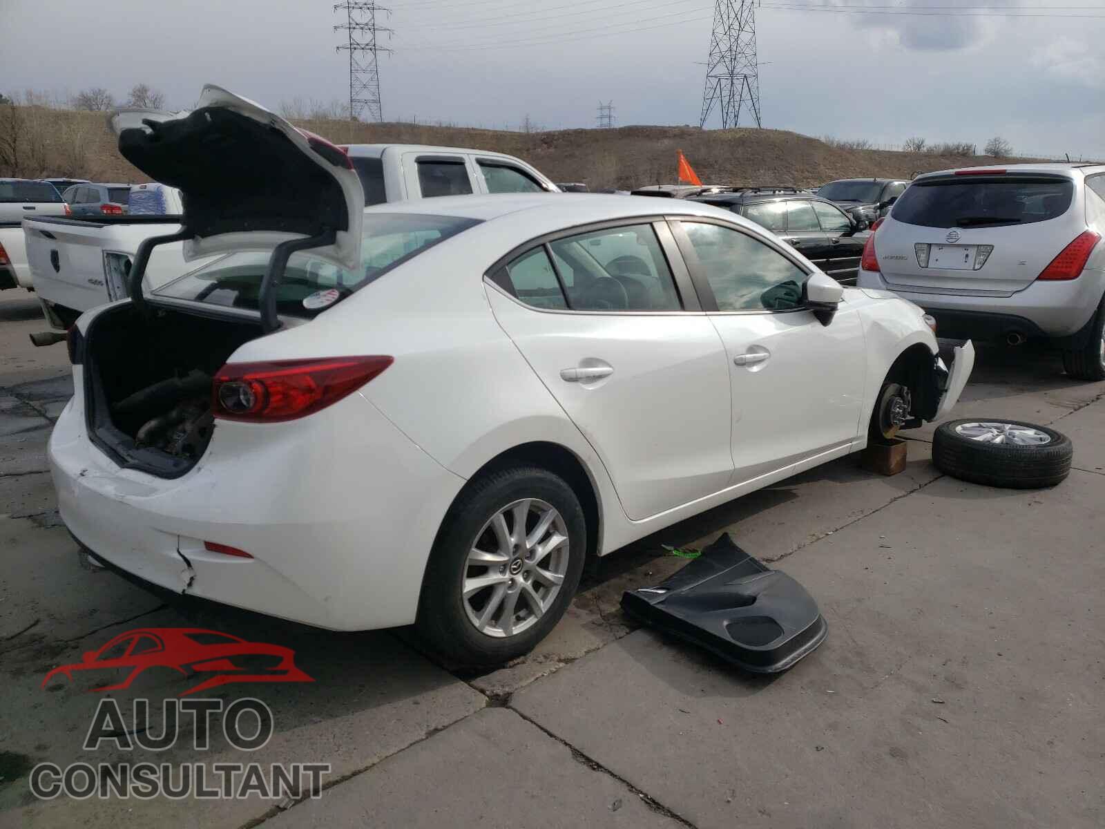 MAZDA 3 2017 - 3MZBN1U78HM151925