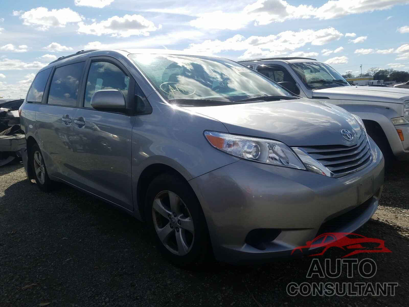 TOYOTA SIENNA 2017 - 5TDKZ3DC3HS813037