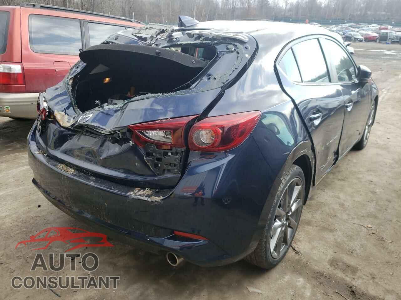 MAZDA 3 2018 - 3MZBN1M31JM163580