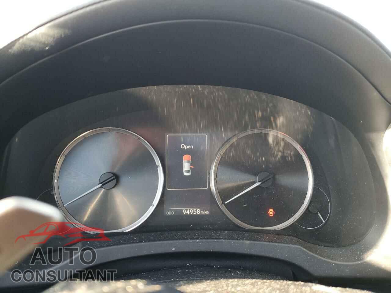 LEXUS IS 2017 - JTHCM1D25H5019319