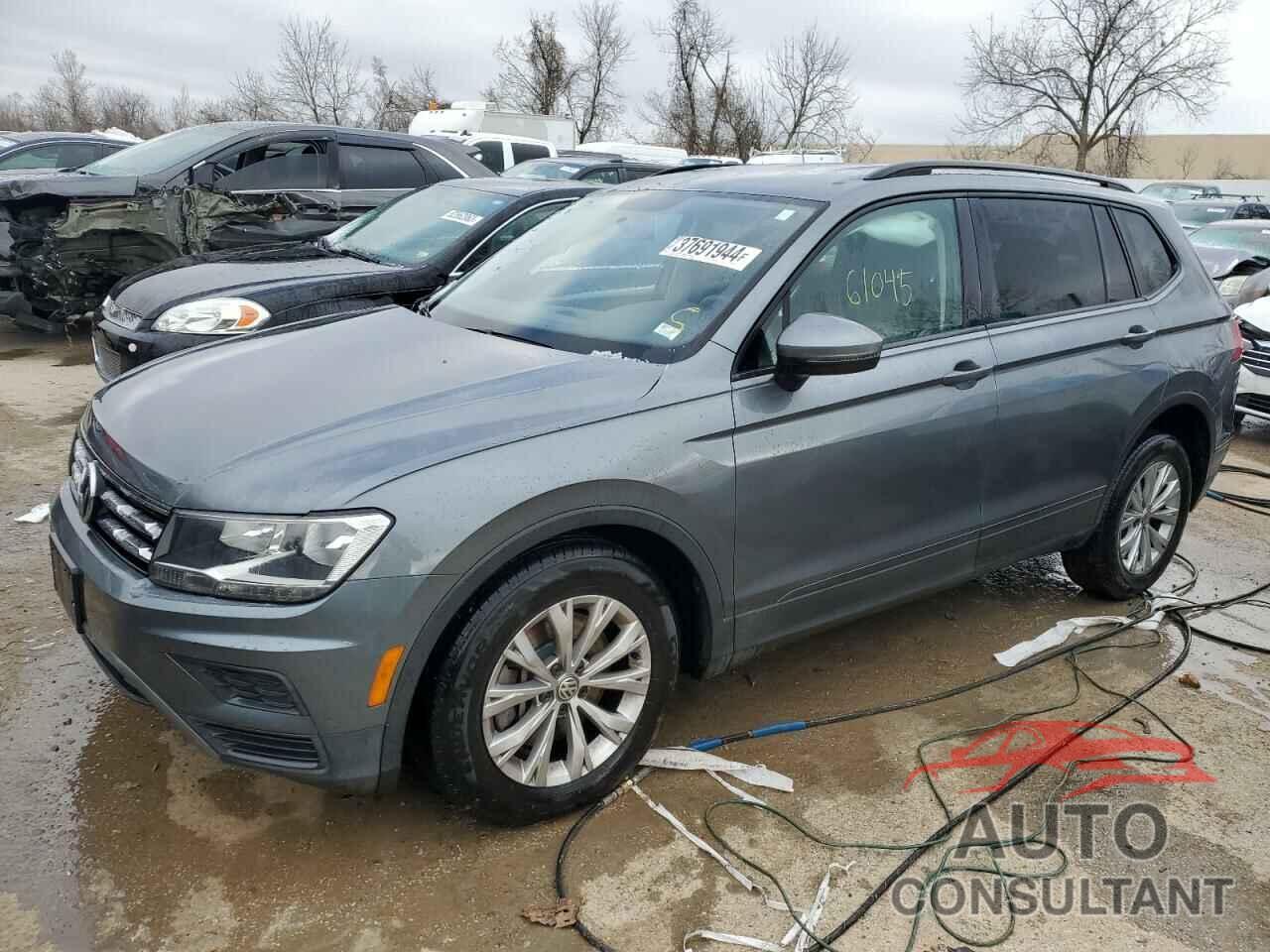 VOLKSWAGEN TIGUAN 2019 - 3VV1B7AX1KM089520