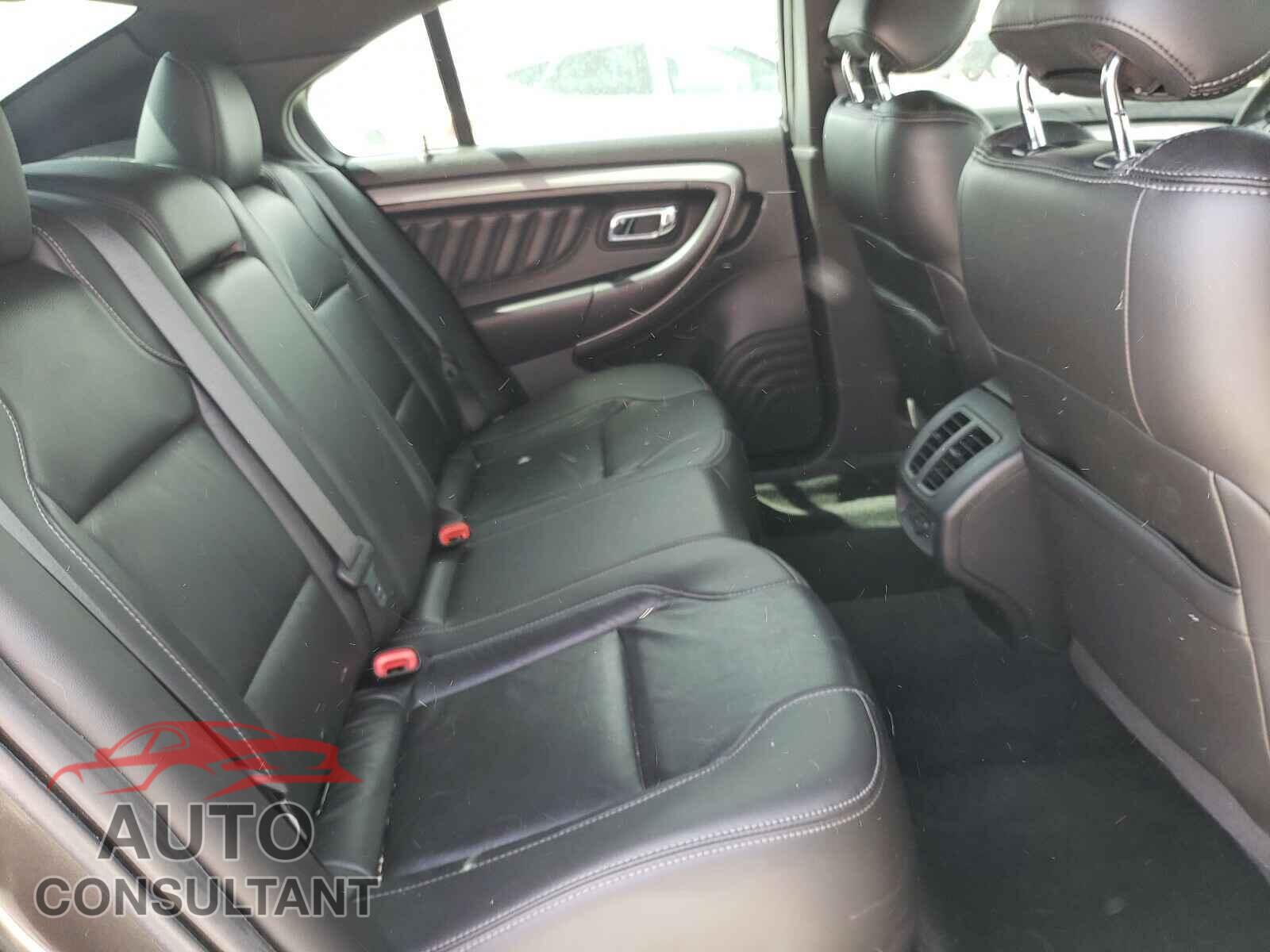 FORD TAURUS 2017 - 1FAHP2E8XHG129834