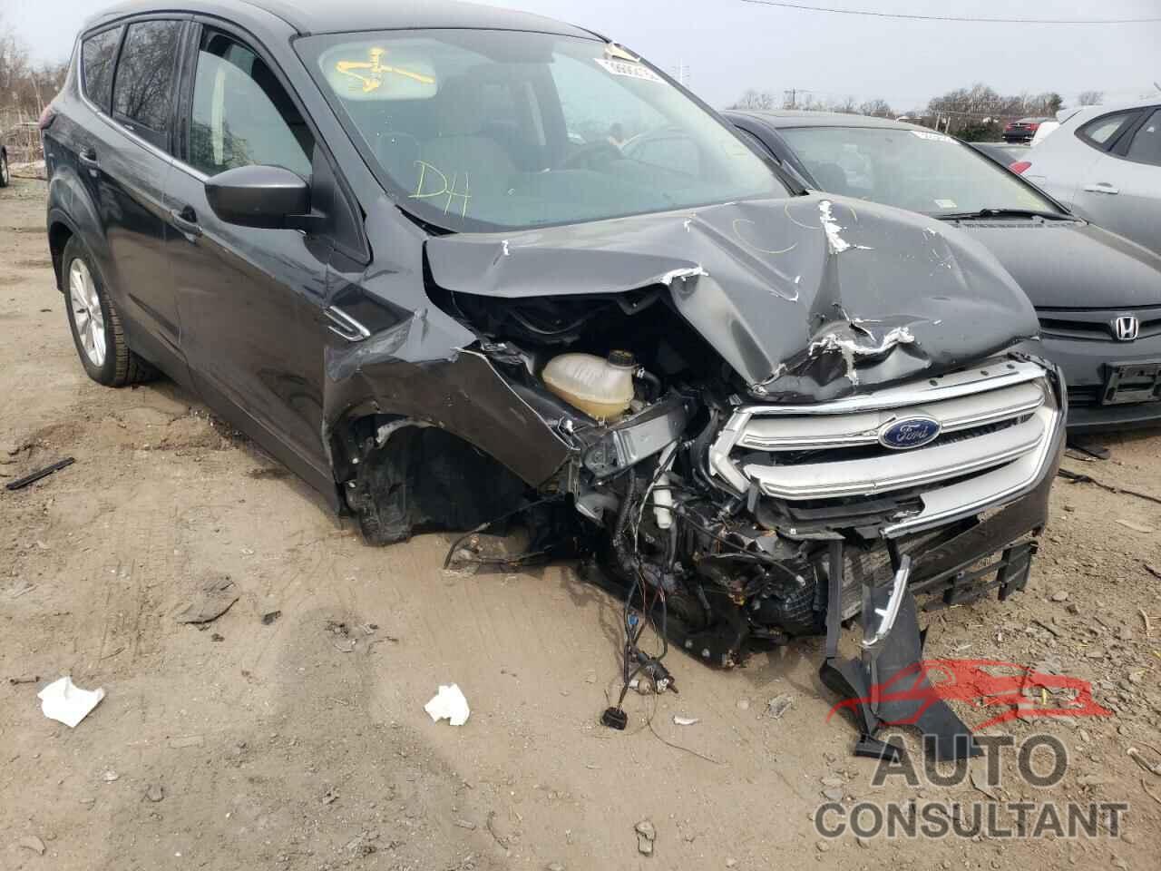 FORD ESCAPE 2019 - 1FMCU9G91KUB66366