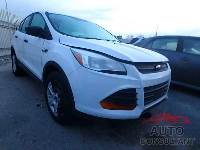 FORD ESCAPE 2016 - 1FMCU0F70GUB99605