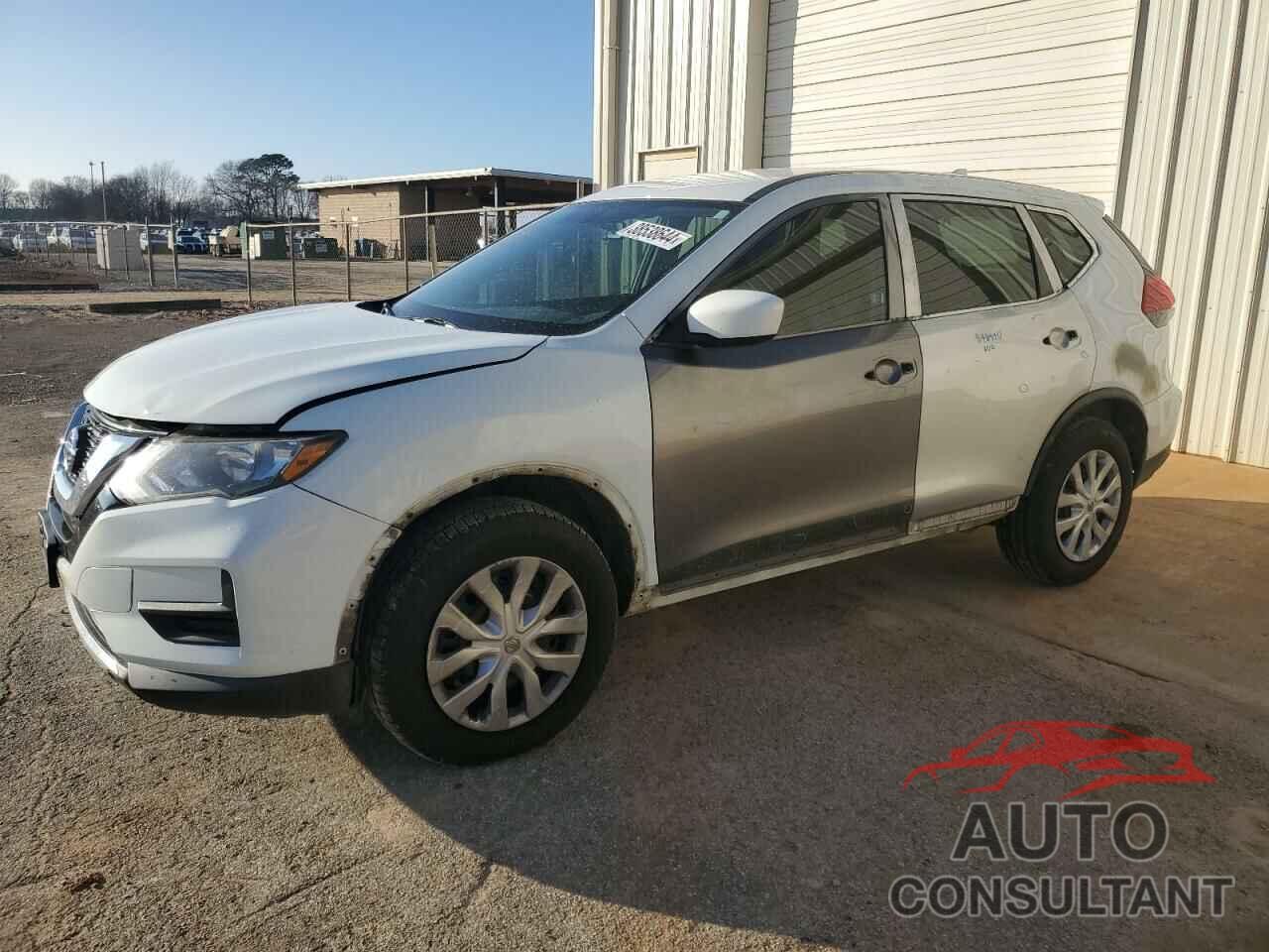 NISSAN ROGUE 2017 - KNMAT2MV3HP527904