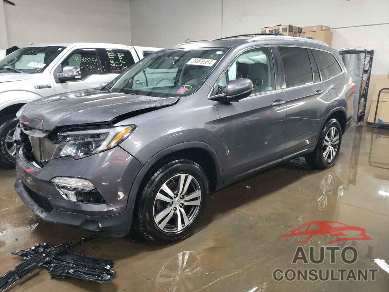 HONDA PILOT 2018 - 5FNYF6H50JB072484