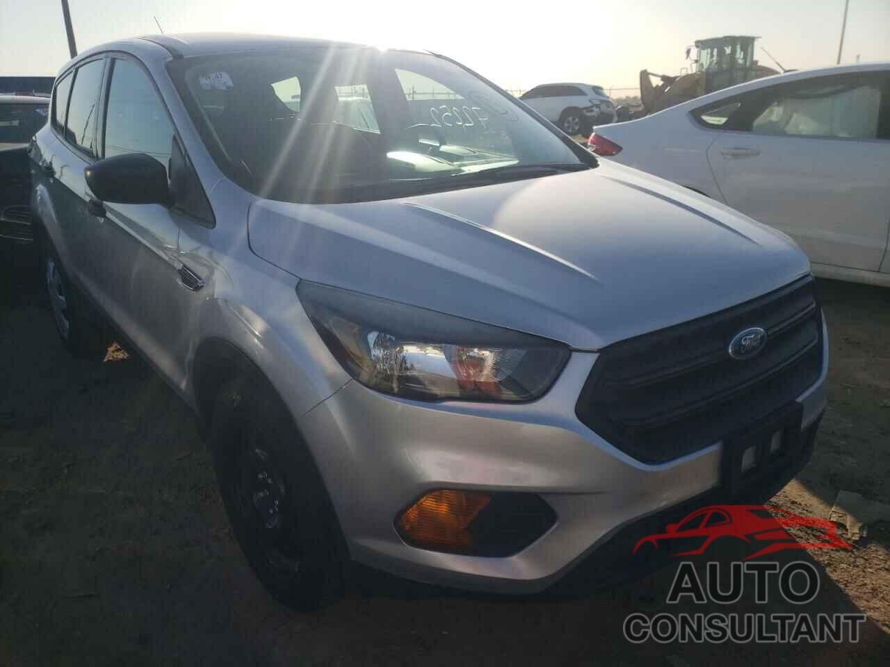 FORD ESCAPE 2018 - 1FMCU0F78JUB72594