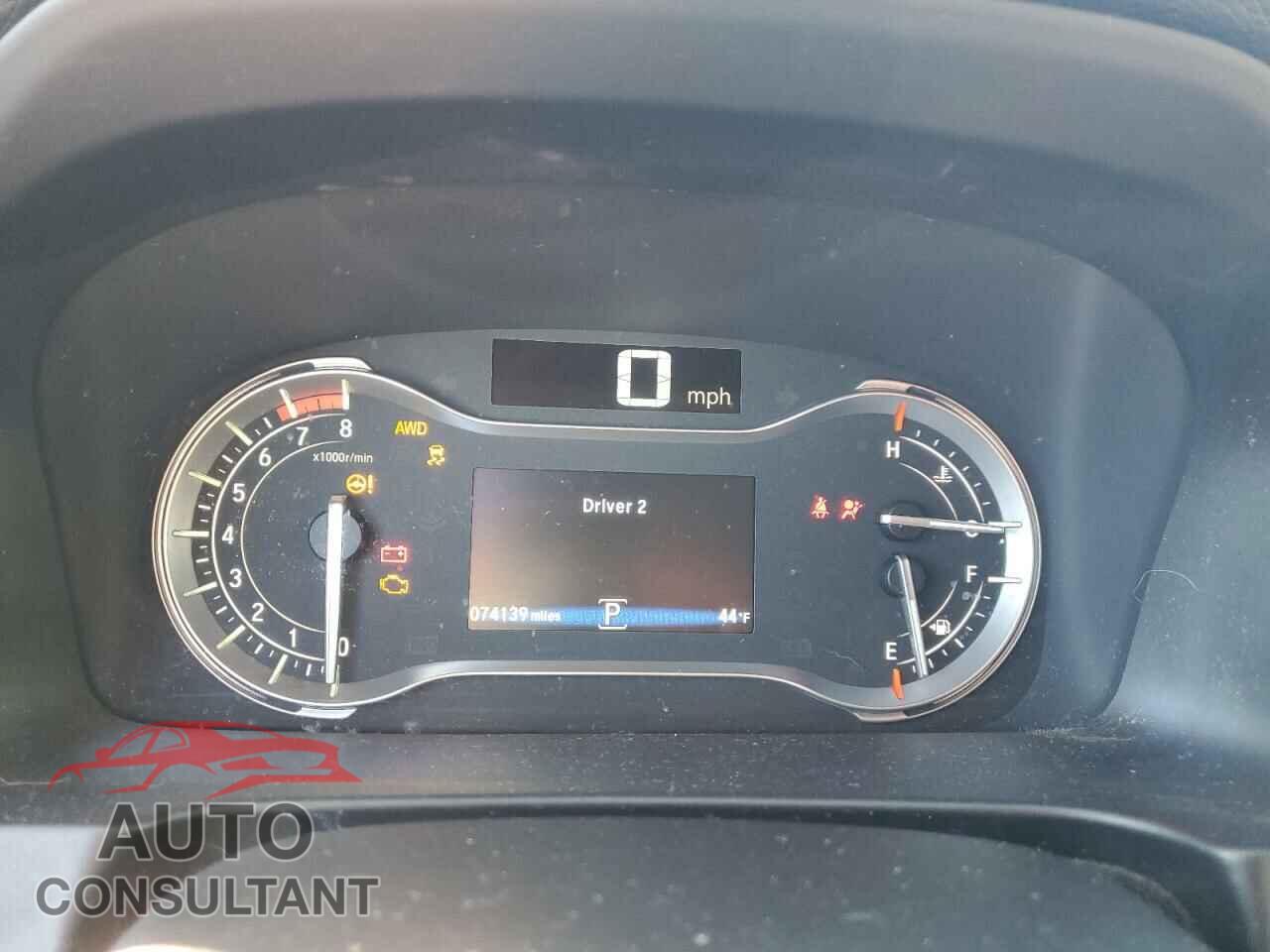HONDA PILOT 2017 - 5FNYF6H53HB044253
