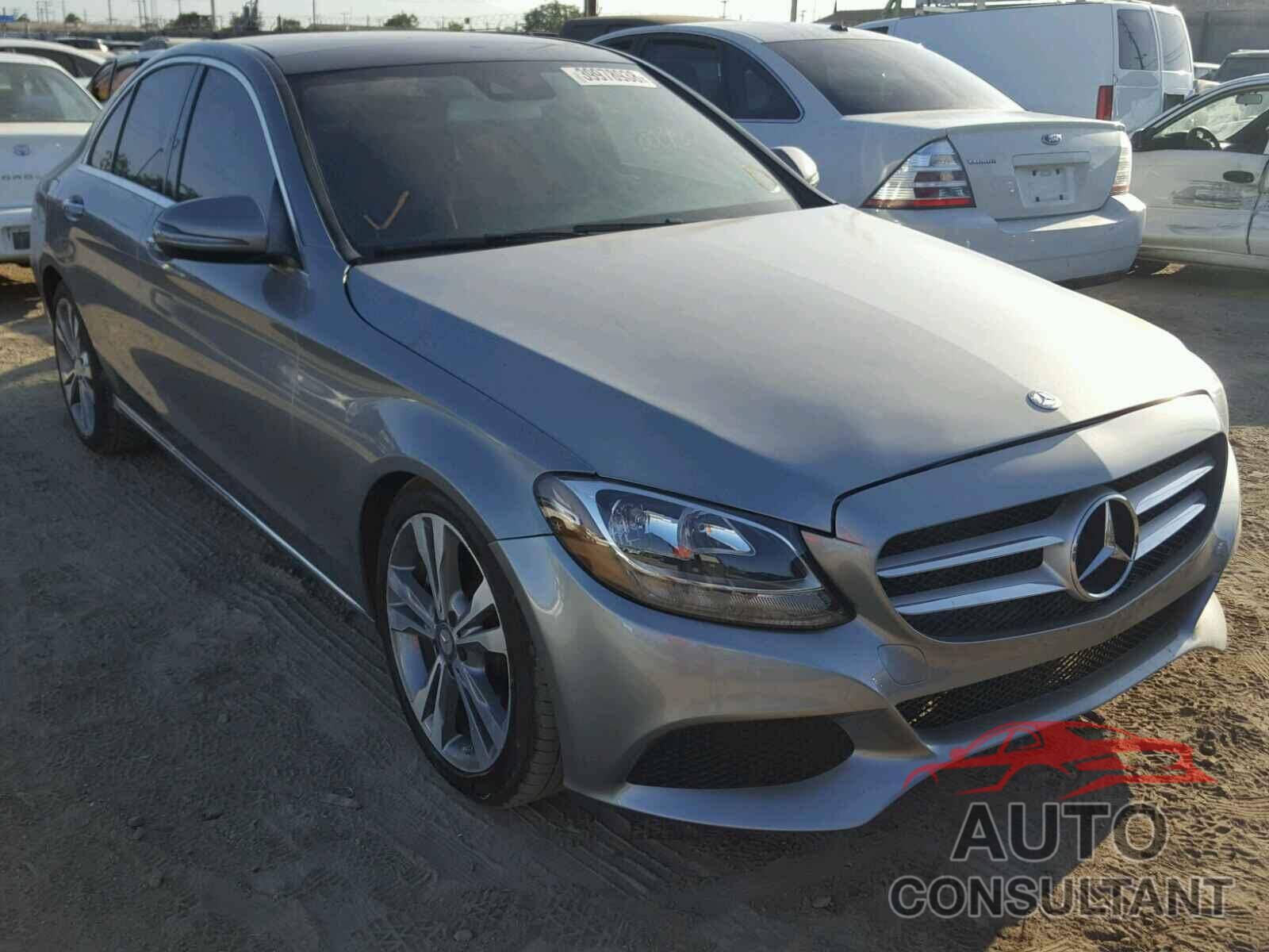 MERCEDES-BENZ C300 2016 - 55SWF4JB5GU118801