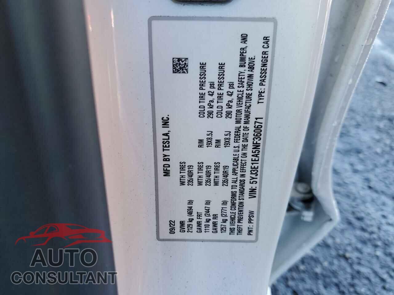 TESLA MODEL 3 2022 - 5YJ3E1EA5NF360671