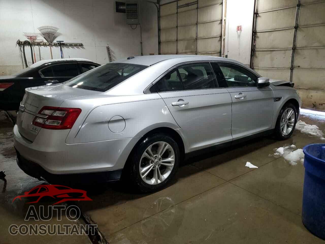 FORD TAURUS 2016 - 1FAHP2E88GG107491