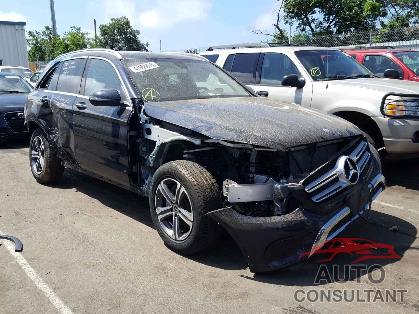 MERCEDES-BENZ GLC300 2017 - WDC0G4KB5HF249480