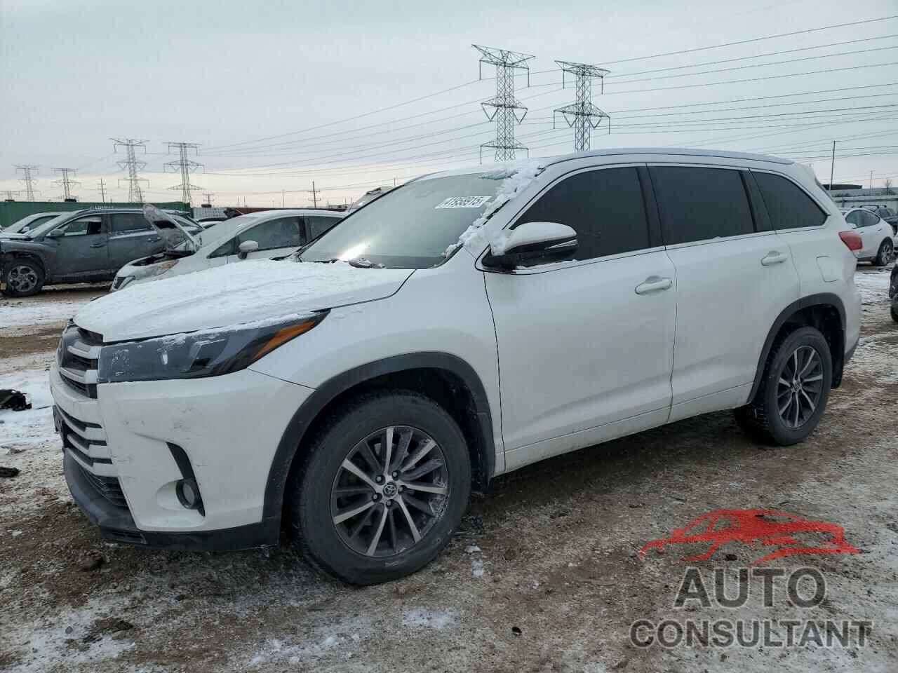 TOYOTA HIGHLANDER 2018 - 5TDJZRFH1JS495318