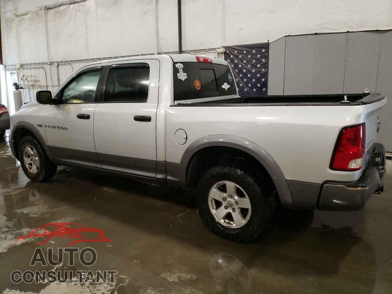 DODGE RAM 1500 2012 - 1C6RD7LT2CS257493