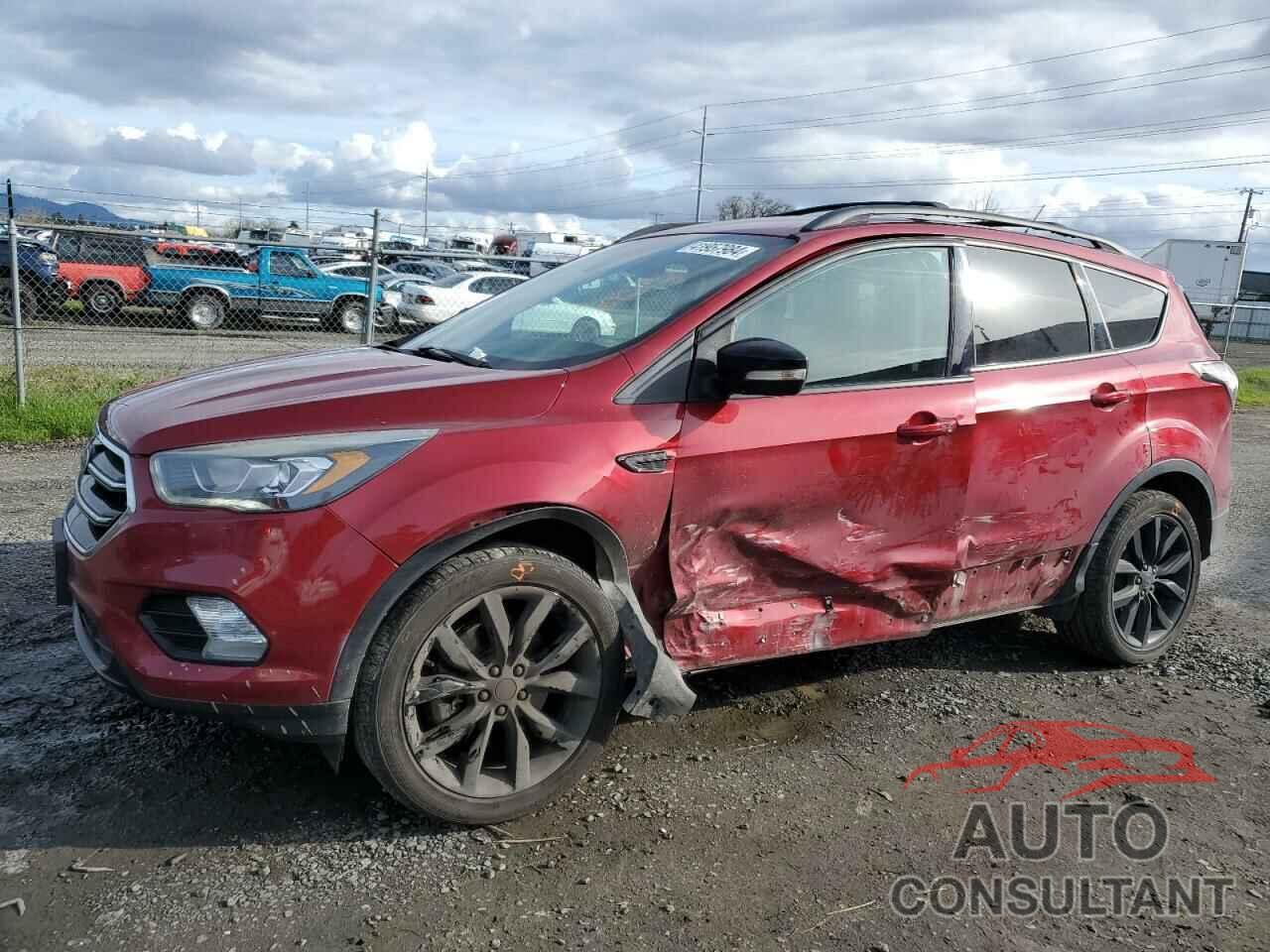 FORD ESCAPE 2017 - 1FMCU9J92HUA23721
