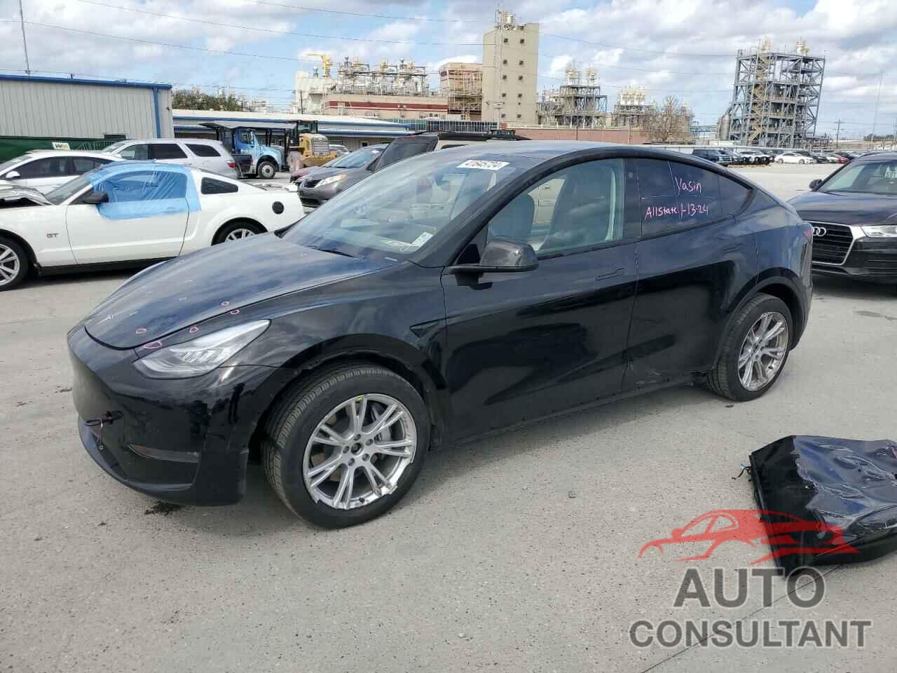 TESLA MODEL Y 2023 - 7SAYGDEE2PA078379