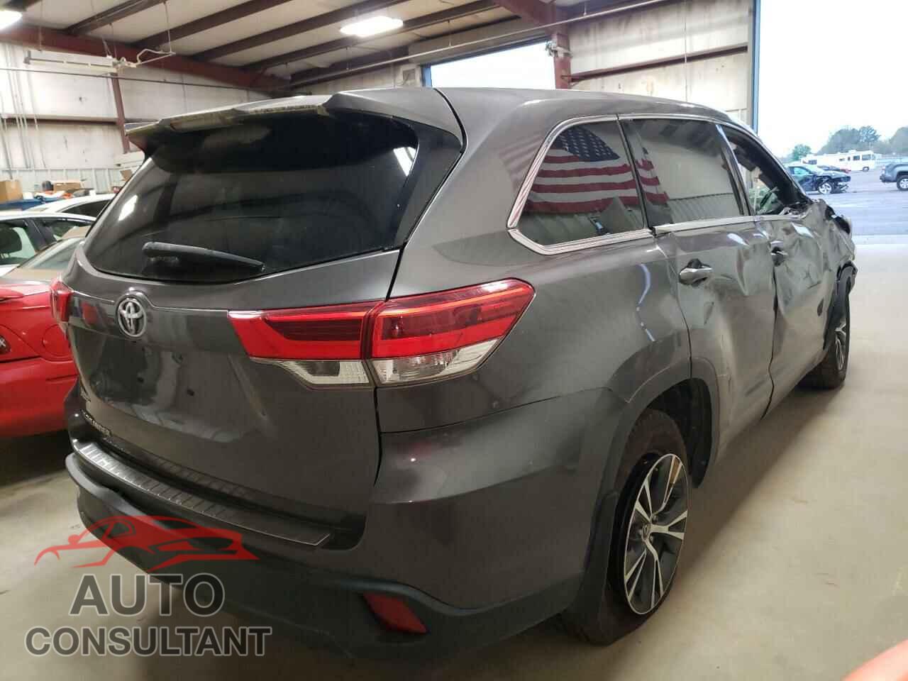 TOYOTA HIGHLANDER 2017 - 5TDZARFH9HS030077