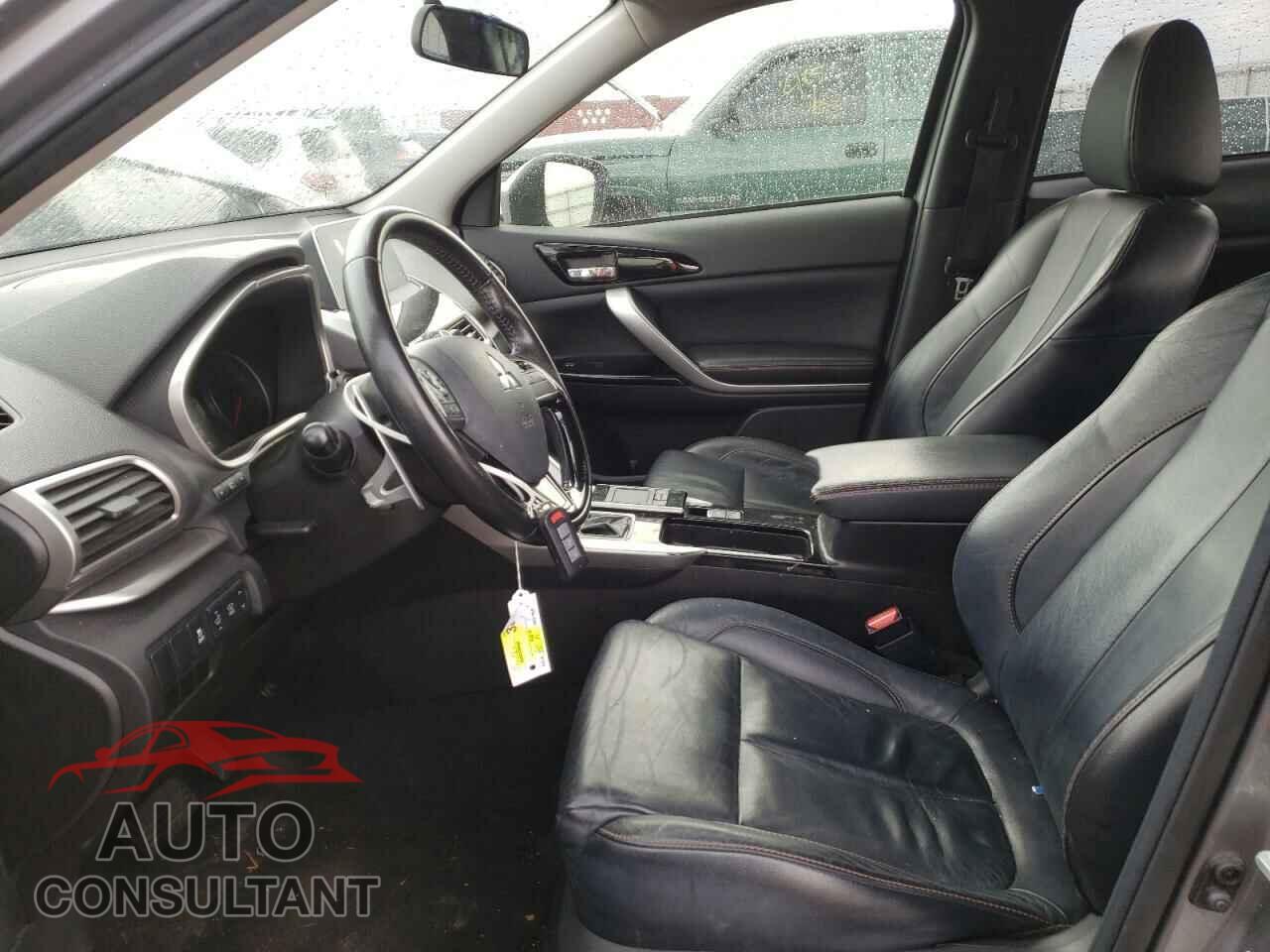 MITSUBISHI ECLIPSE 2018 - JA4AT5AA1JZ051059