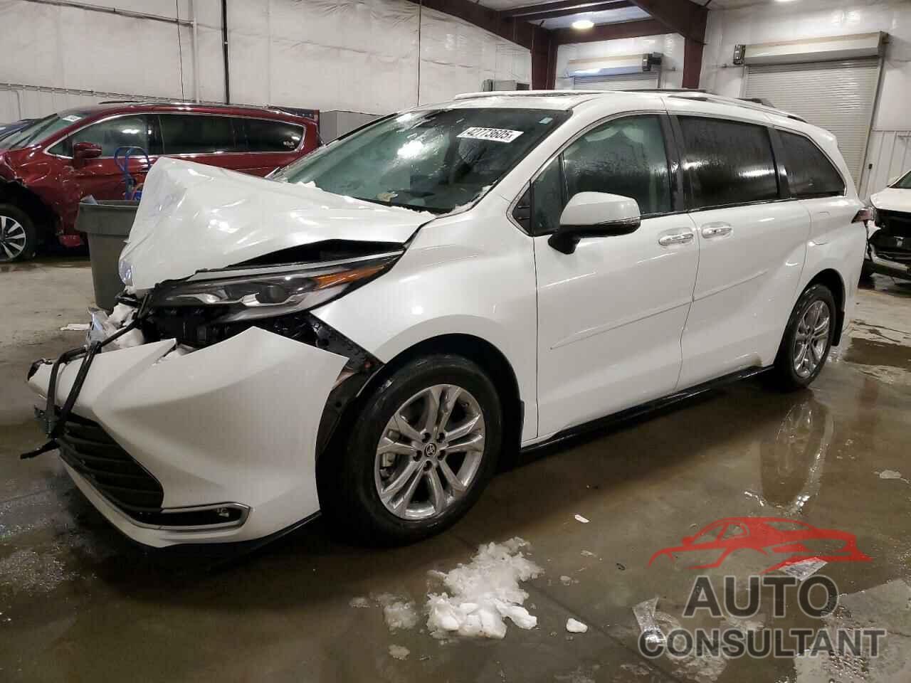 TOYOTA SIENNA 2023 - 5TDESKFC4PS082853