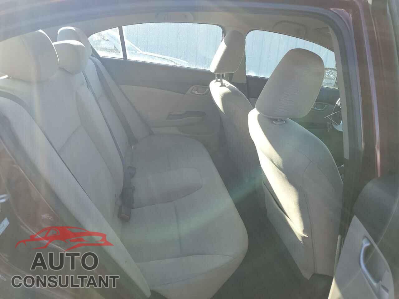 HONDA CIVIC 2013 - 2HGFB2F58DH565893