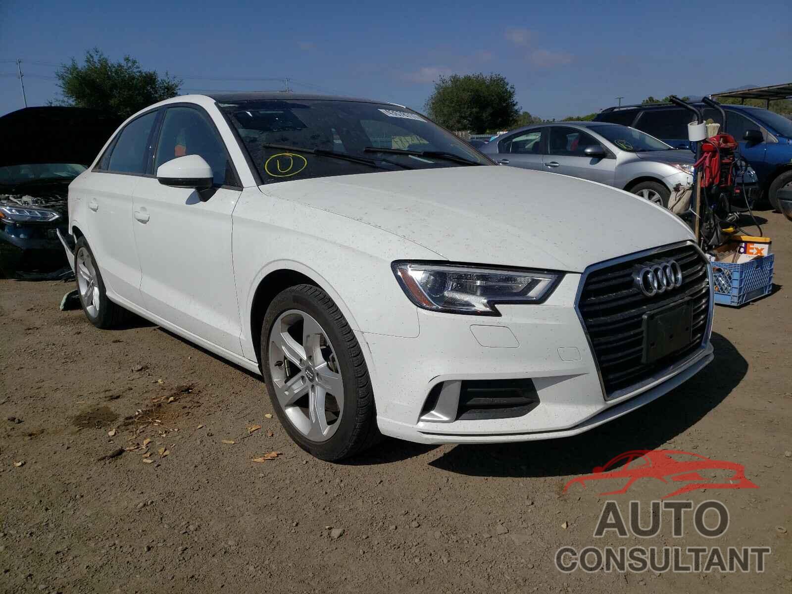 AUDI A3 2018 - WAUAUGFF6J1036328