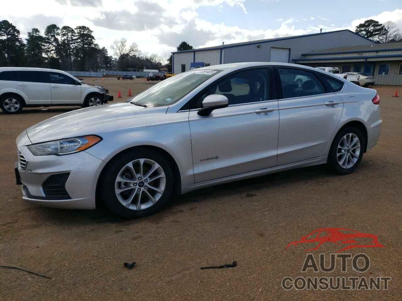 FORD FUSION 2019 - 3FA6P0LU4KR204538