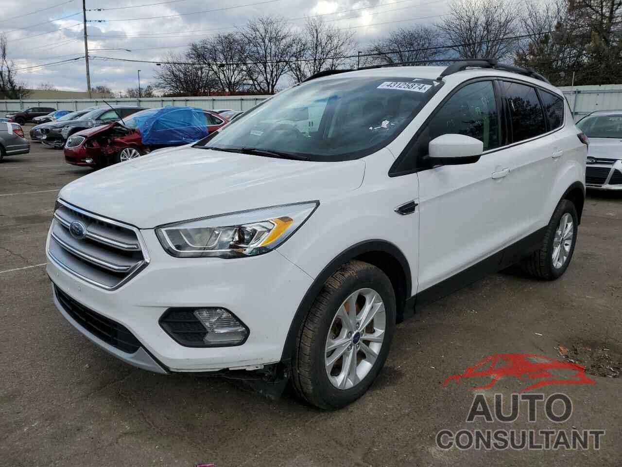 FORD ESCAPE 2017 - 1FMCU9GD7HUC04339