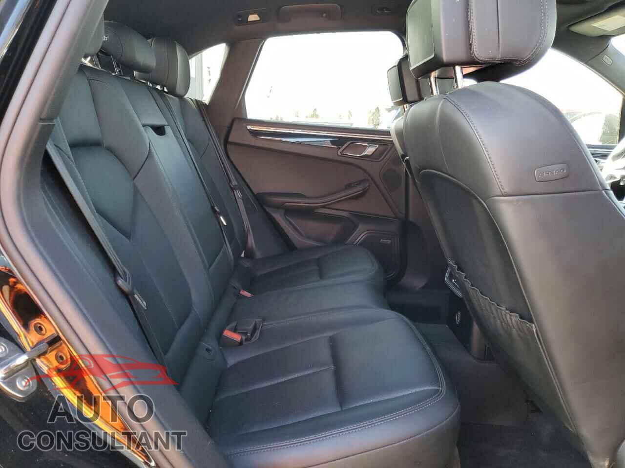 PORSCHE MACAN 2017 - WP1AA2A56HLB00779