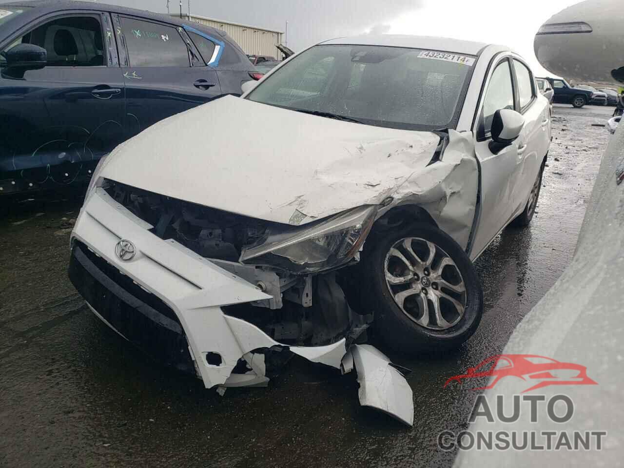 TOYOTA YARIS 2018 - 3MYDLBYV2JY331675