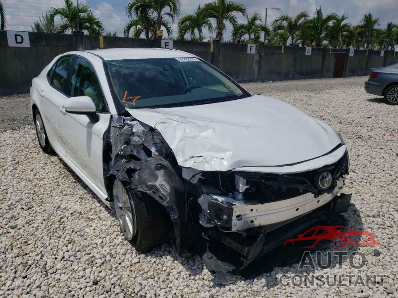 TOYOTA CAMRY 2021 - 4T1C11AK4MU592464