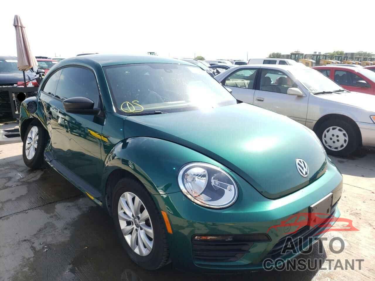 VOLKSWAGEN BEETLE 2017 - 3VWF17ATXHM609756