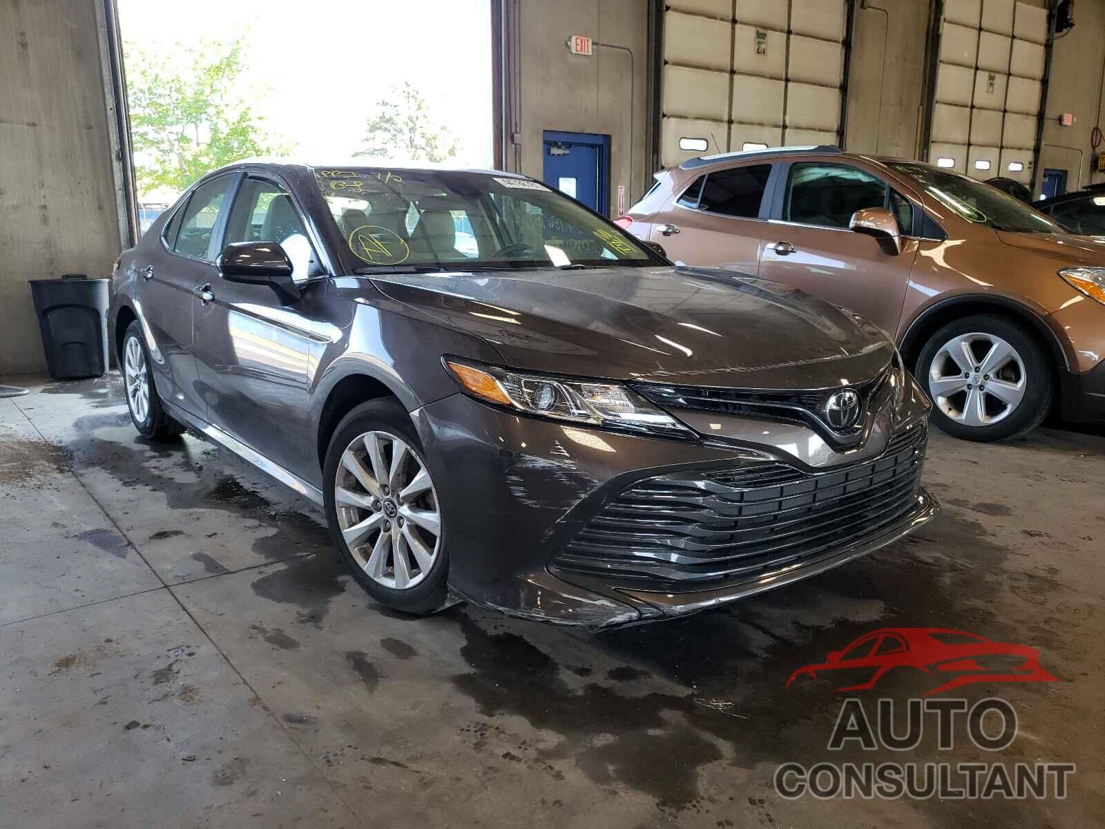 TOYOTA CAMRY 2019 - 4T1B11HK4KU760926