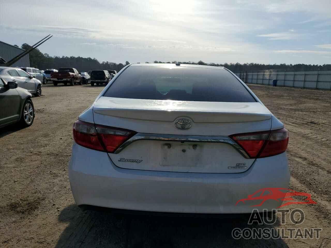 TOYOTA CAMRY 2016 - 4T1BF1FK6GU189676