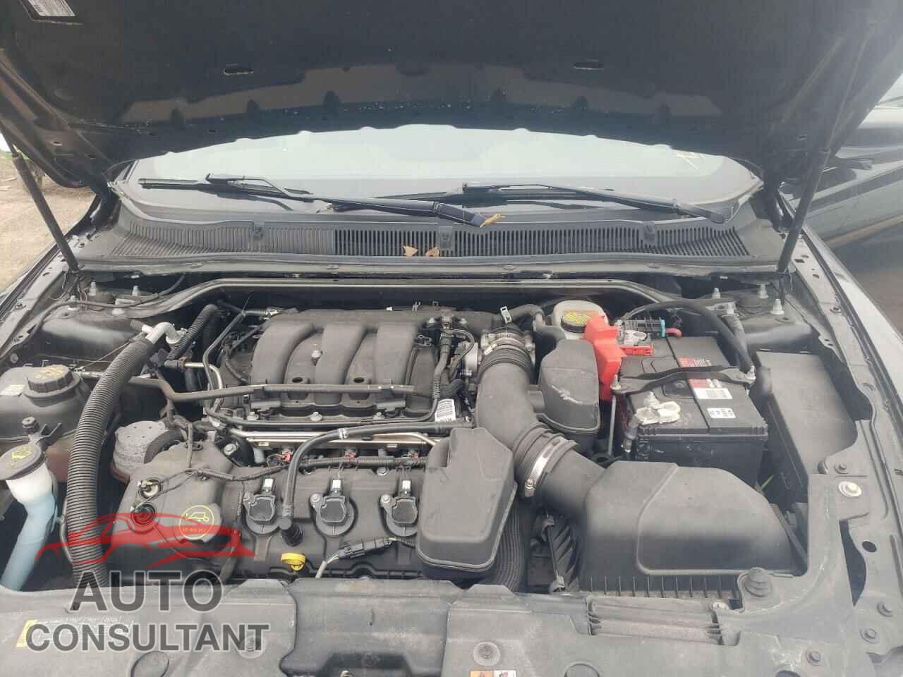 FORD TAURUS 2017 - 1FAHP2E85HG137310