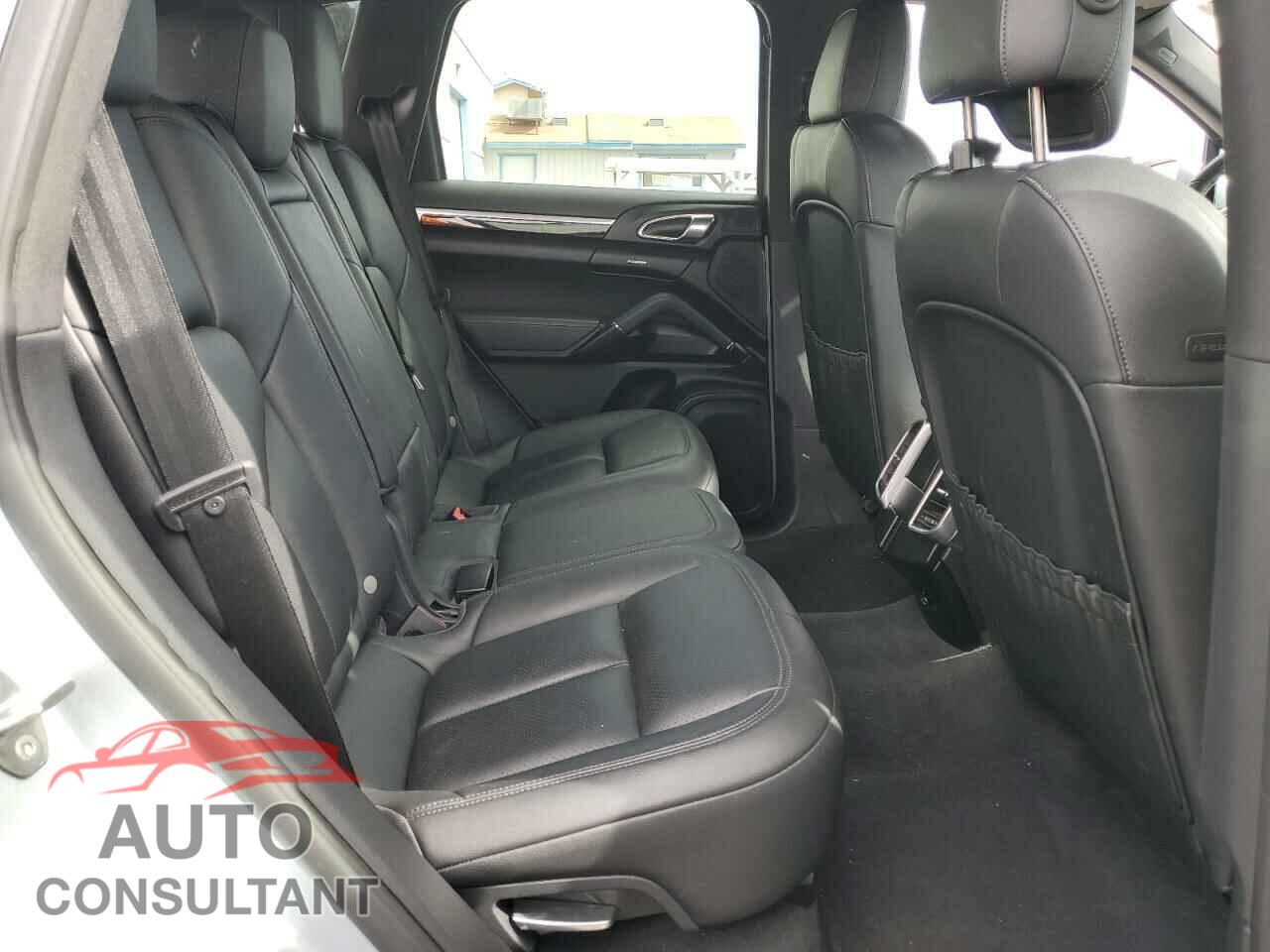 PORSCHE CAYENNE 2016 - WP1AA2A23GLA11272