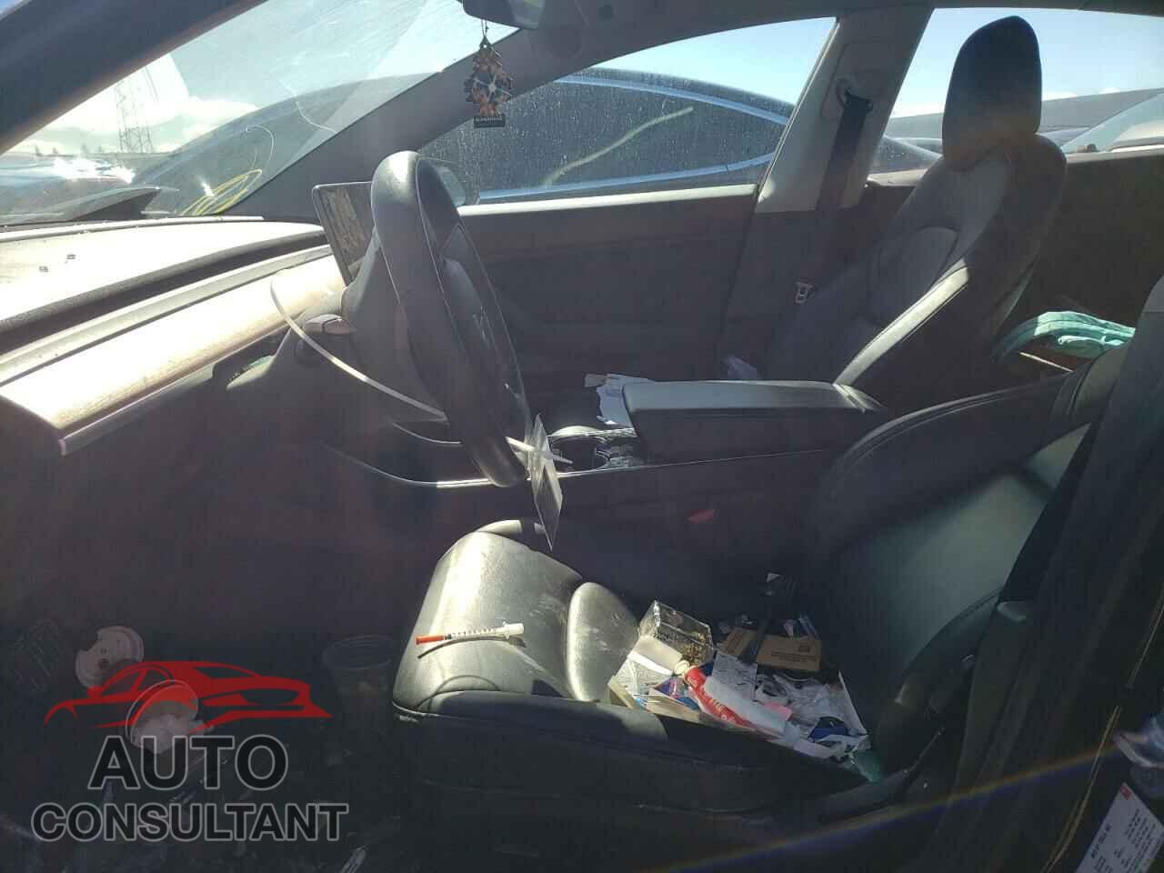 TESLA MODEL 3 2018 - 5YJ3E1EA8JF156599
