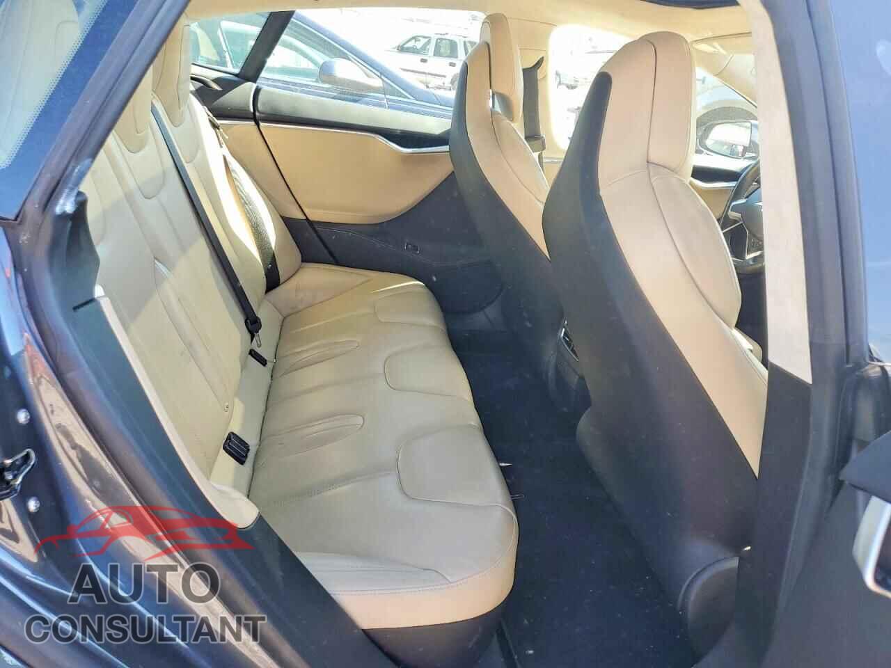 TESLA MODEL S 2017 - 5YJSA1E49HF196041