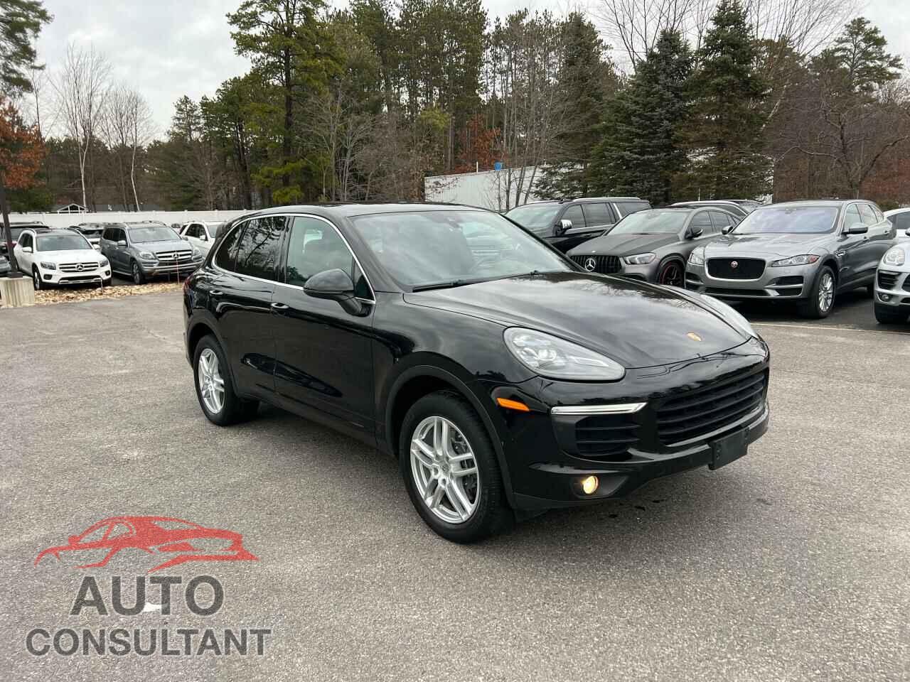 PORSCHE CAYENNE 2018 - WP1AA2A26JKA04538