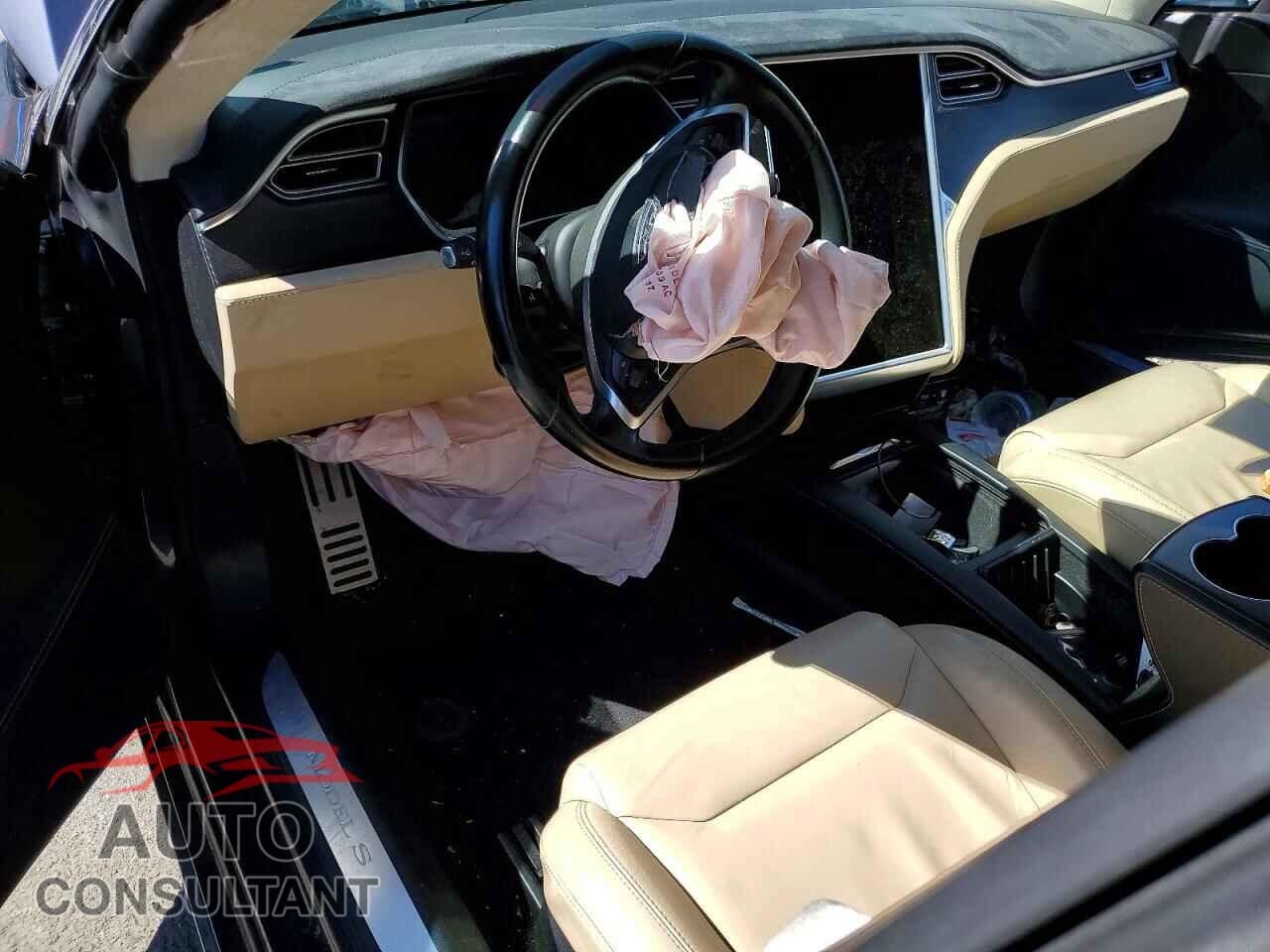 TESLA MODEL S 2017 - 5YJSA1E28HF193131
