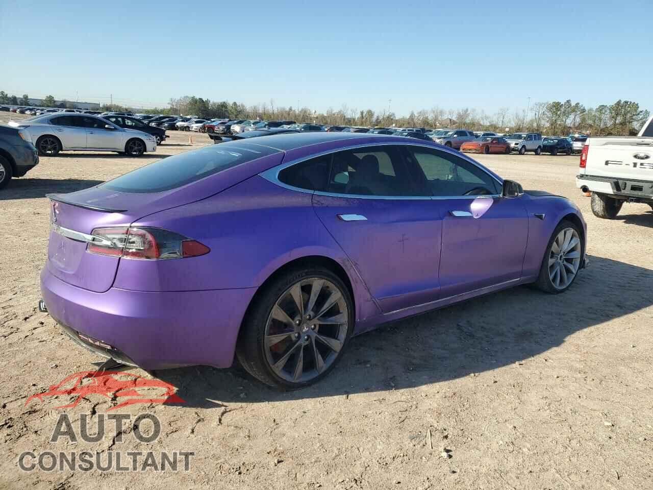 TESLA MODEL S 2020 - 5YJSA1E44LF364189