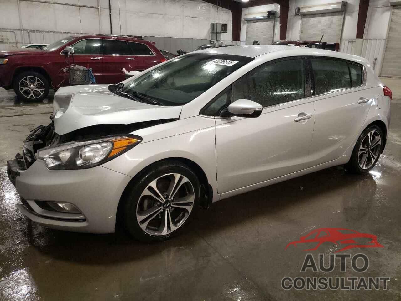 KIA FORTE 2016 - KNAFX5A85G5490503