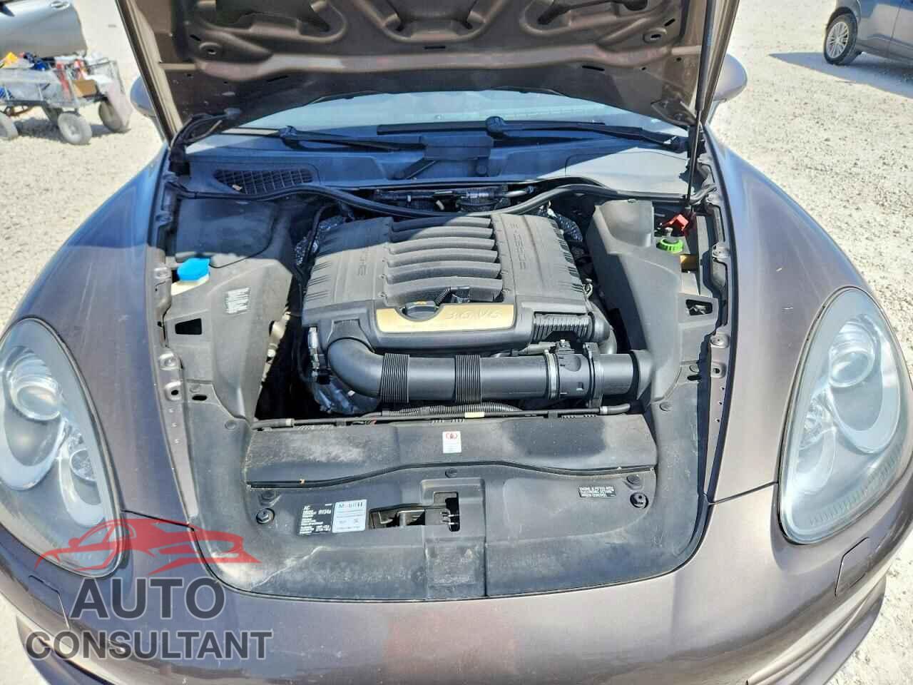 PORSCHE CAYENNE 2012 - WP1AA2A22CLA10043