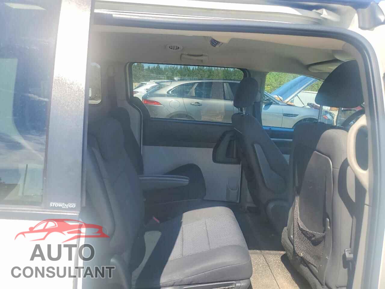 DODGE CARAVAN 2010 - 2D4RN4DE7AR115890