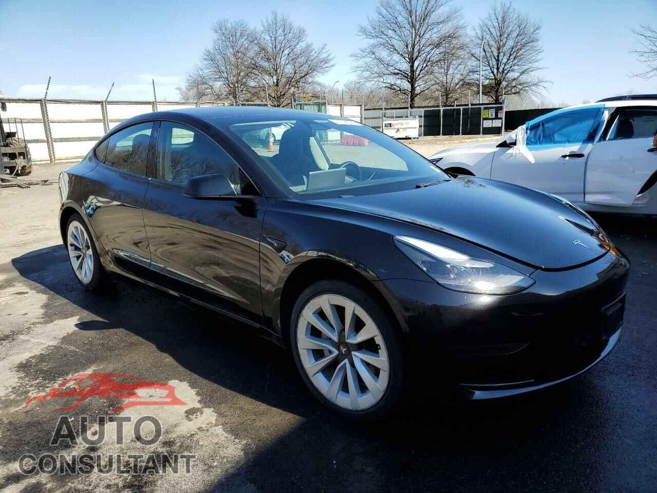 TESLA MODEL 3 2022 - 5YJ3E1EA4NF289558